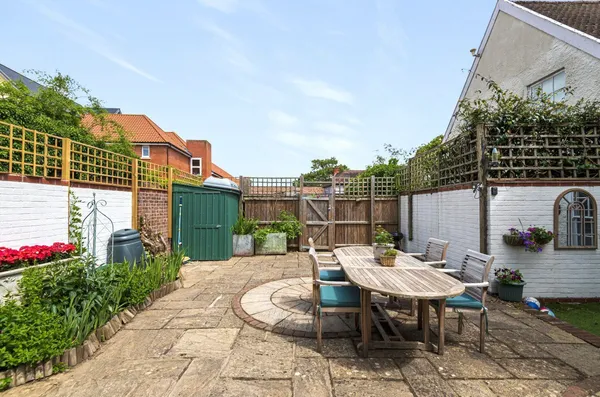 Mustow Street, Bury St Edmunds, IP33 photo 3