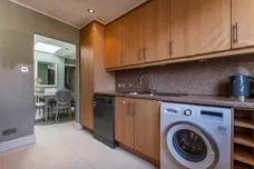 Cheniston Gardens, London, W8 photo 9