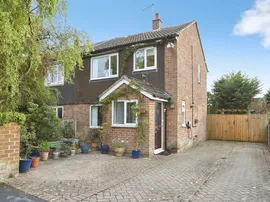 Shaw Leys, Yeadon, Leeds photo