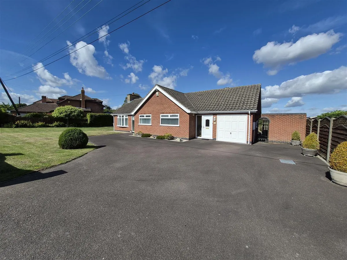 Cross Lane, Burton Lazars, Melton Mowbray