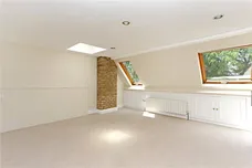 Brackley Road, London, W4 photo 9