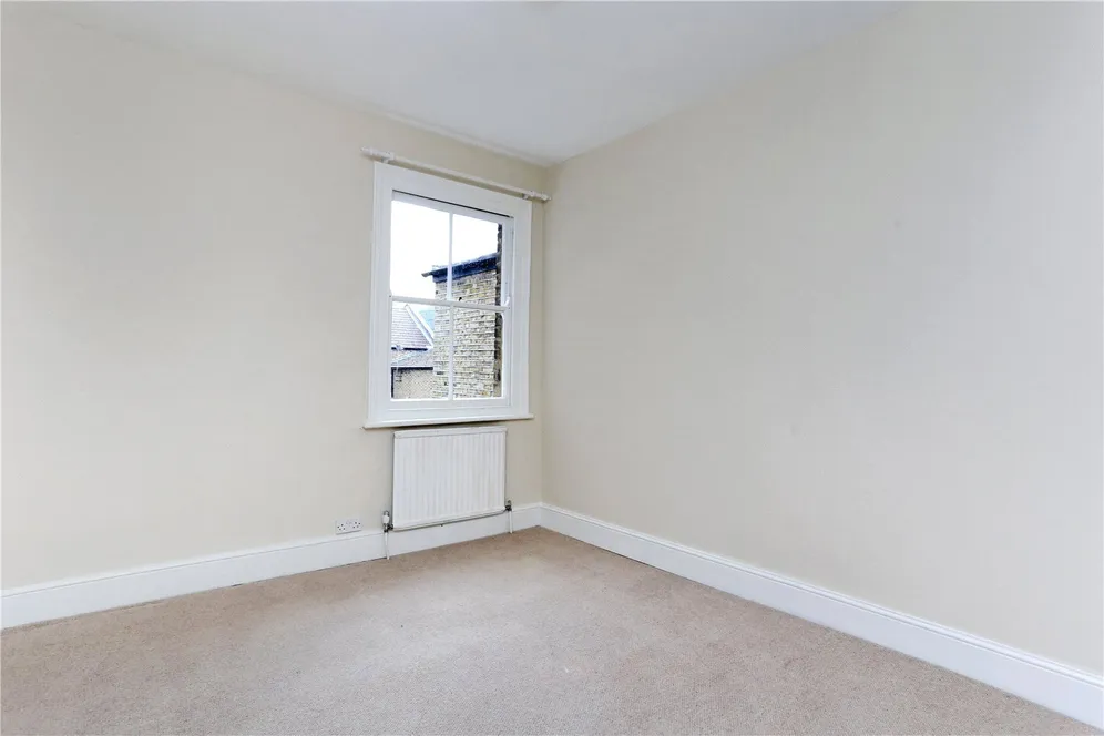 Brackley Road, London, W4 photo 17