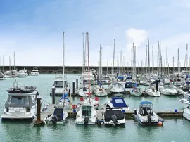 The Strand, Brighton Marina Village, BRIGHTON thumb 2