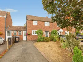Grenville Close, Burnham, Slough photo