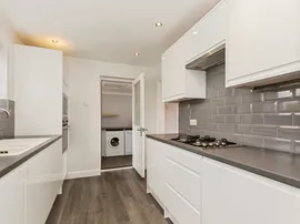 Grenville Close, Burnham, Slough thumb 3