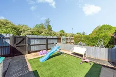 Larch Close, GRANTHAM
