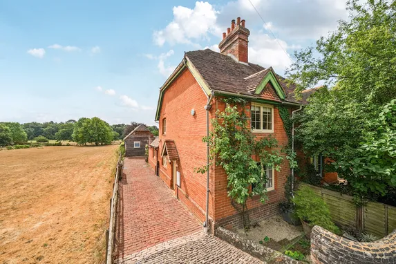 Tilford Street, Farnham, GU10