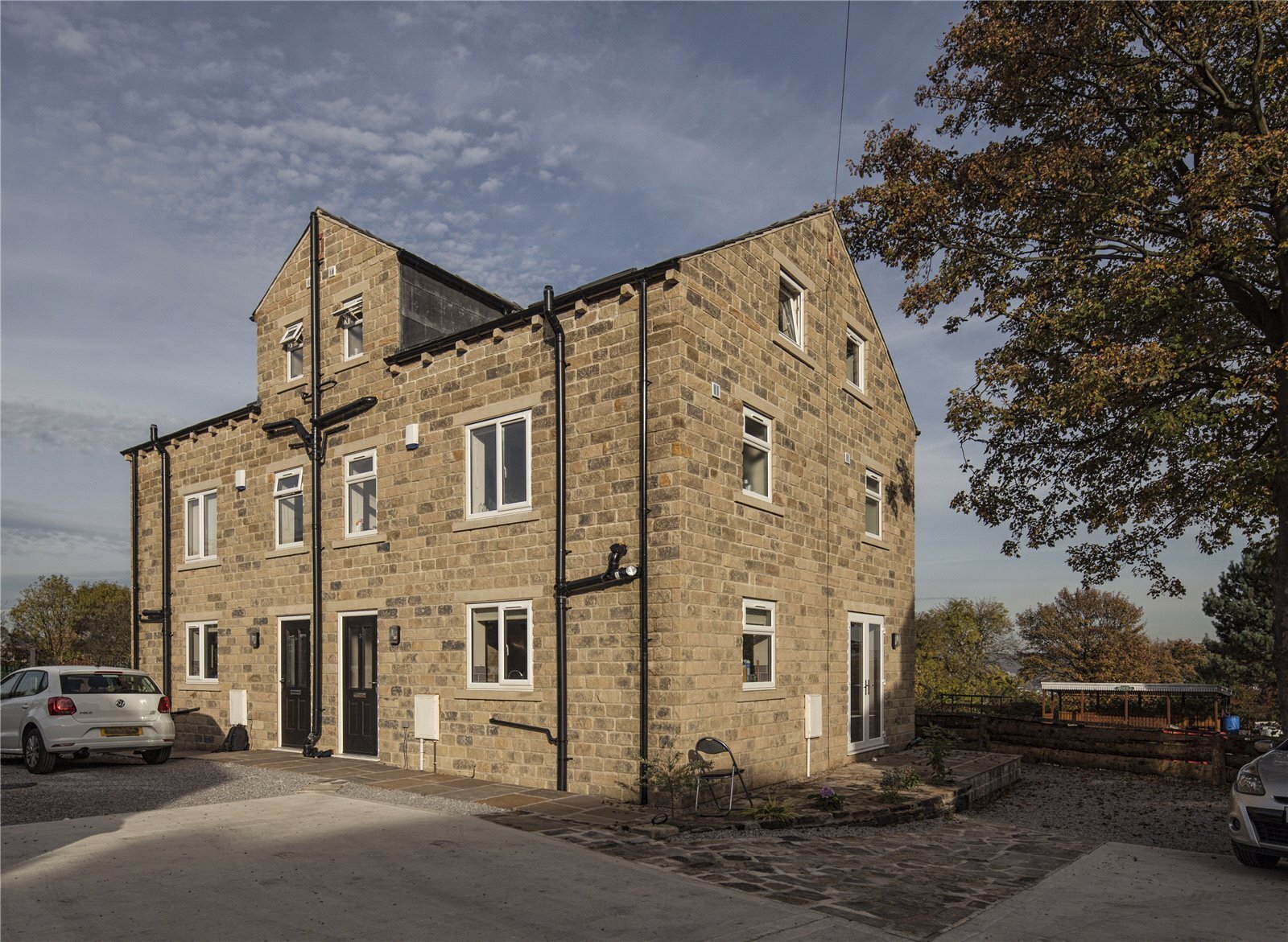 6 Highfields, Huddersfield, HD1 Image 1