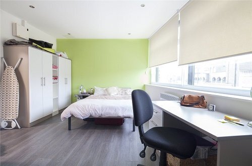 Luxus Studios, Huddersfield, HD1 Image 7