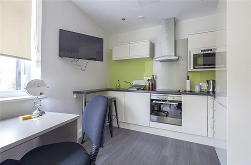 Luxus Studios, Huddersfield, HD1 Image 8