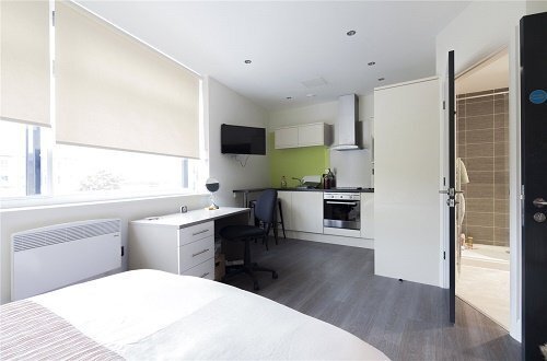 Luxus Studios, Huddersfield, HD1 Image 9
