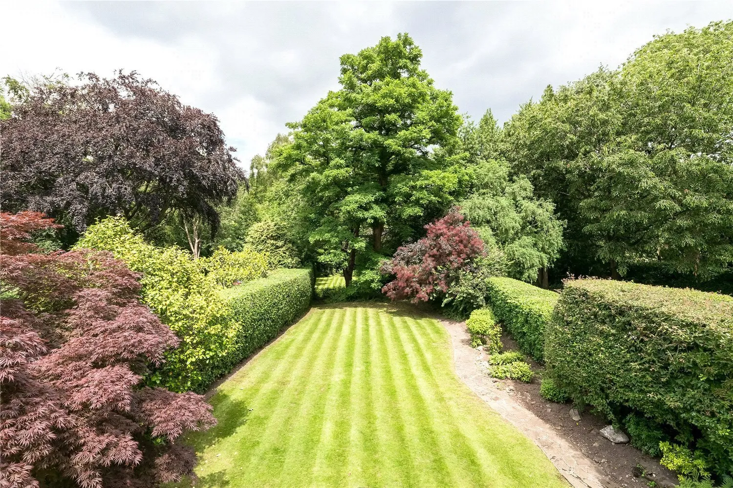 Hawthorn Lane, Wilmslow, SK9 photo 3