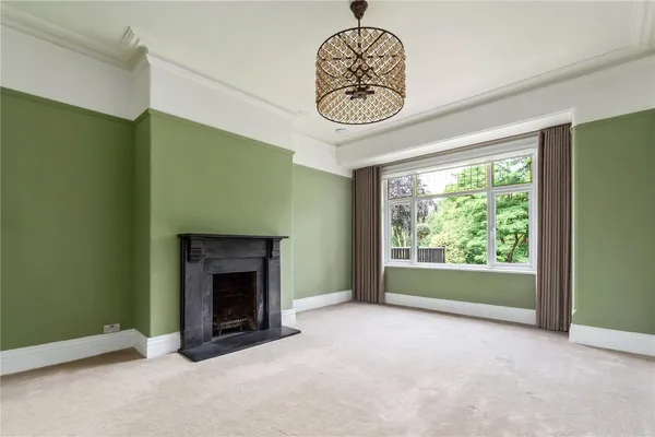 Hawthorn Lane, Wilmslow, SK9 photo 6