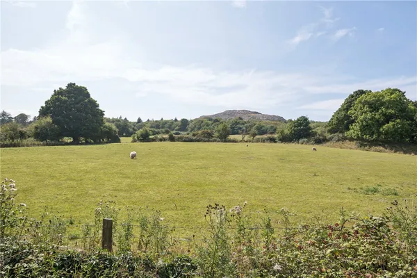 Mynydd Bodafon, Llannerch-y-Medd, LL71 photo 18