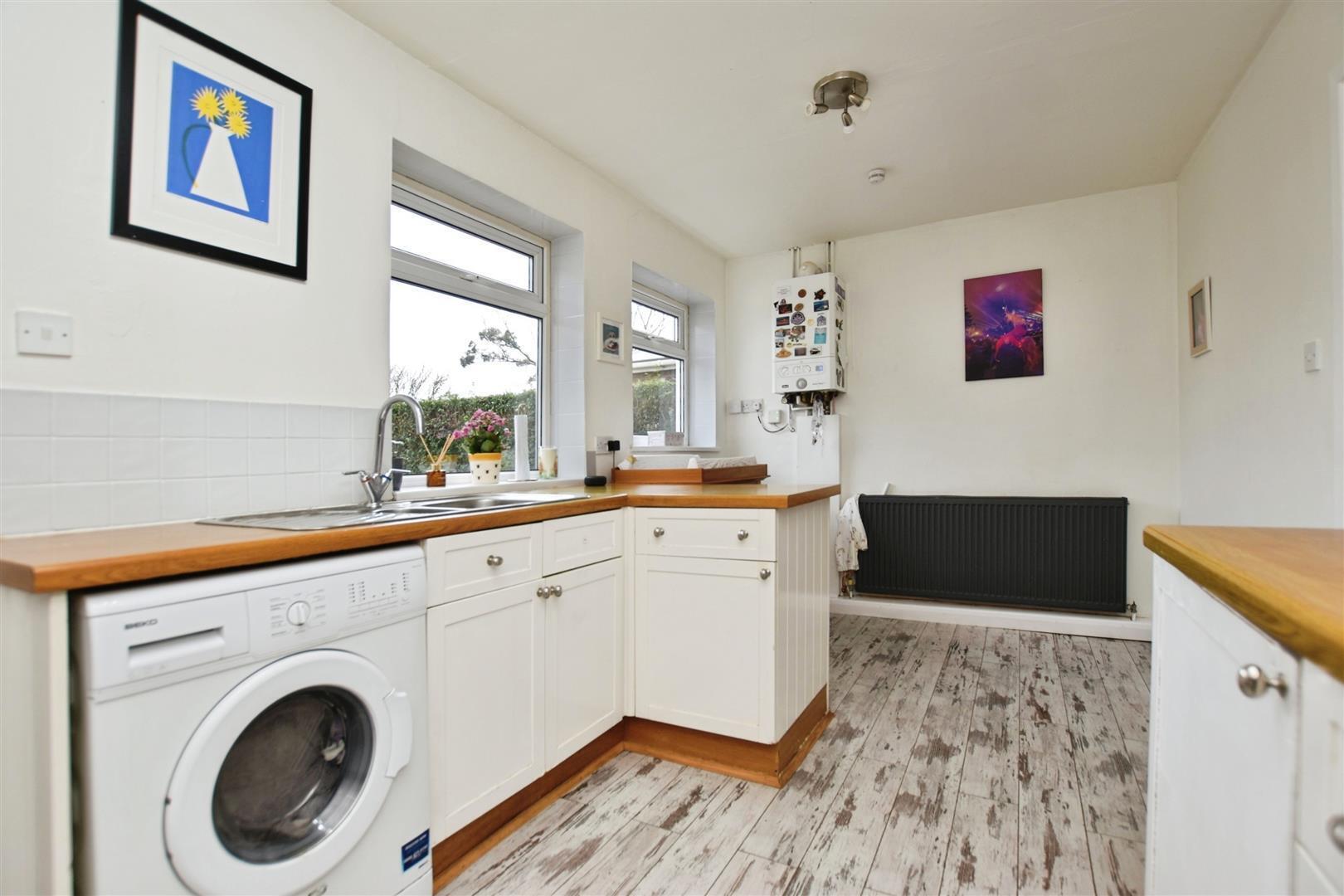 Hilston Road, Roos Image 9