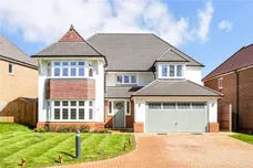 Kestrel Grove, Caddington, LU1 photo 1