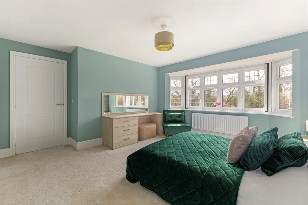 Kestrel Grove, Caddington, LU1 photo 7