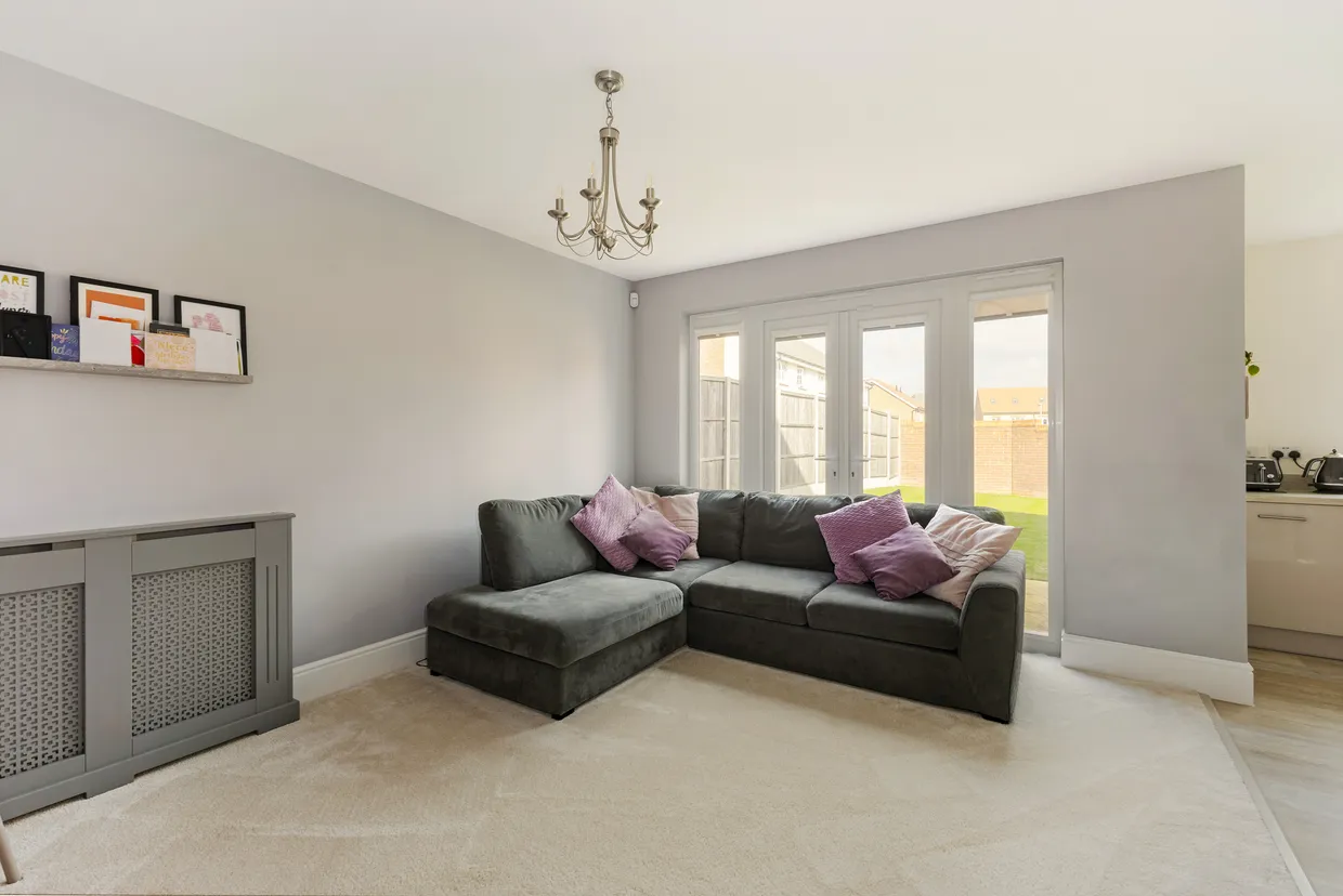 Kestrel Grove, Caddington, LU1 photo 12