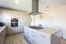 Kestrel Grove, Caddington, LU1 photo 21