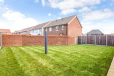Kestrel Grove, Caddington, LU1 photo 25