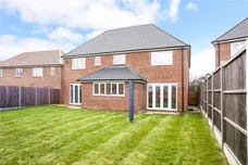 Kestrel Grove, Caddington, LU1 photo 27