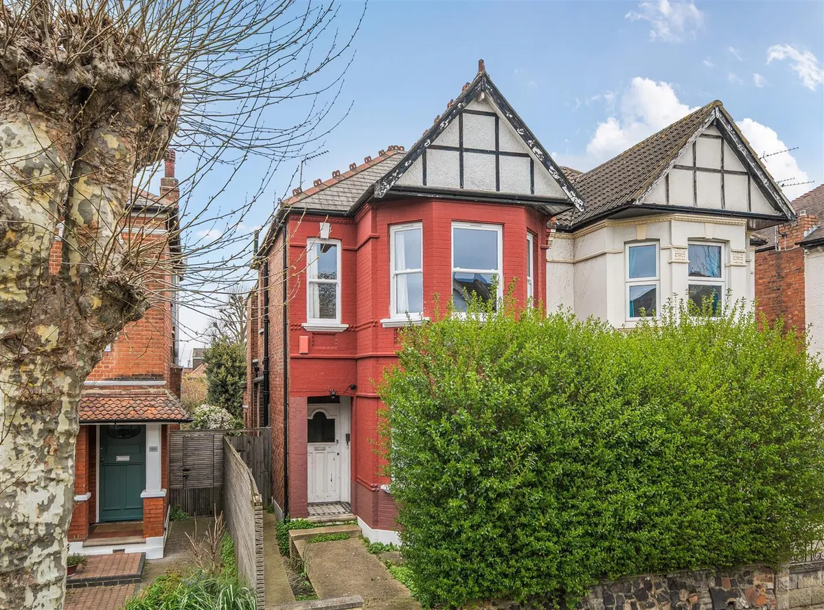 Melrose Avenue, London NW2