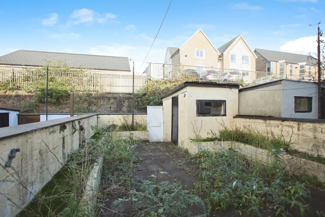 Property photo 8