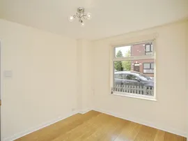 Jubilee Street, Rugby thumb 2
