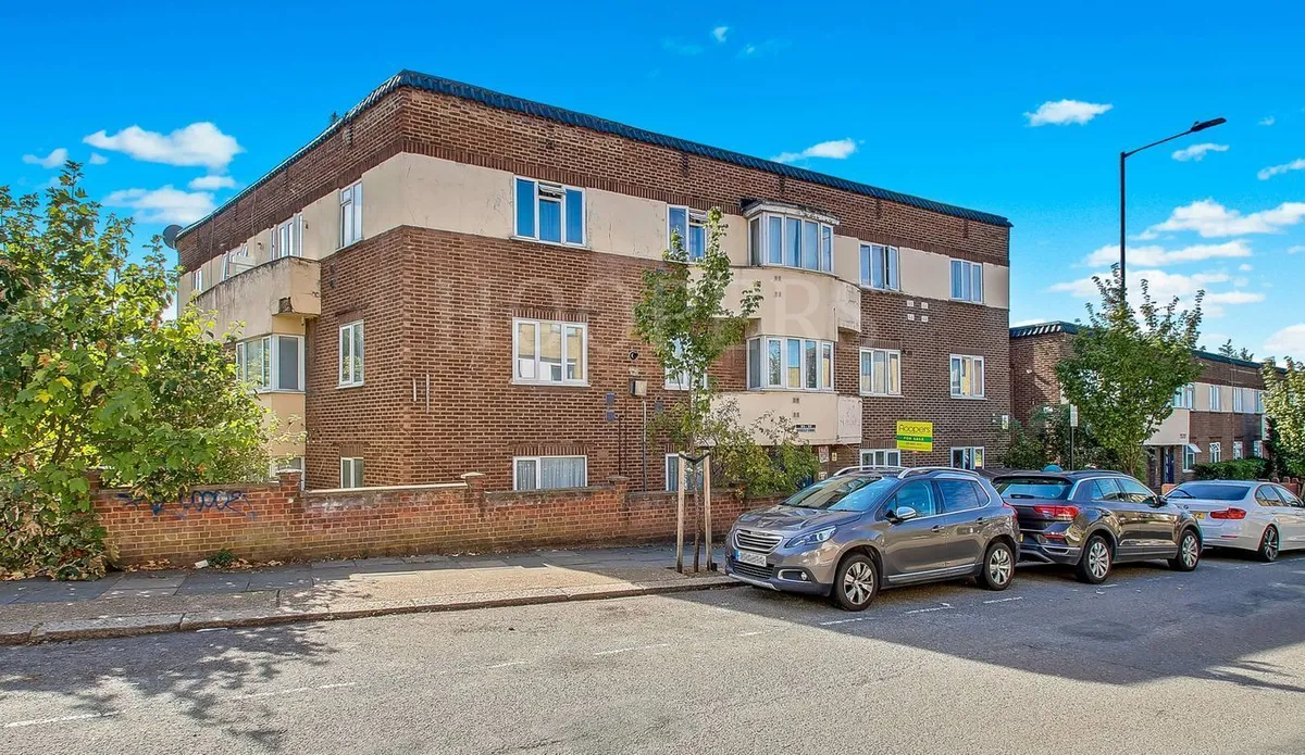 Neasden Lane, London, NW10