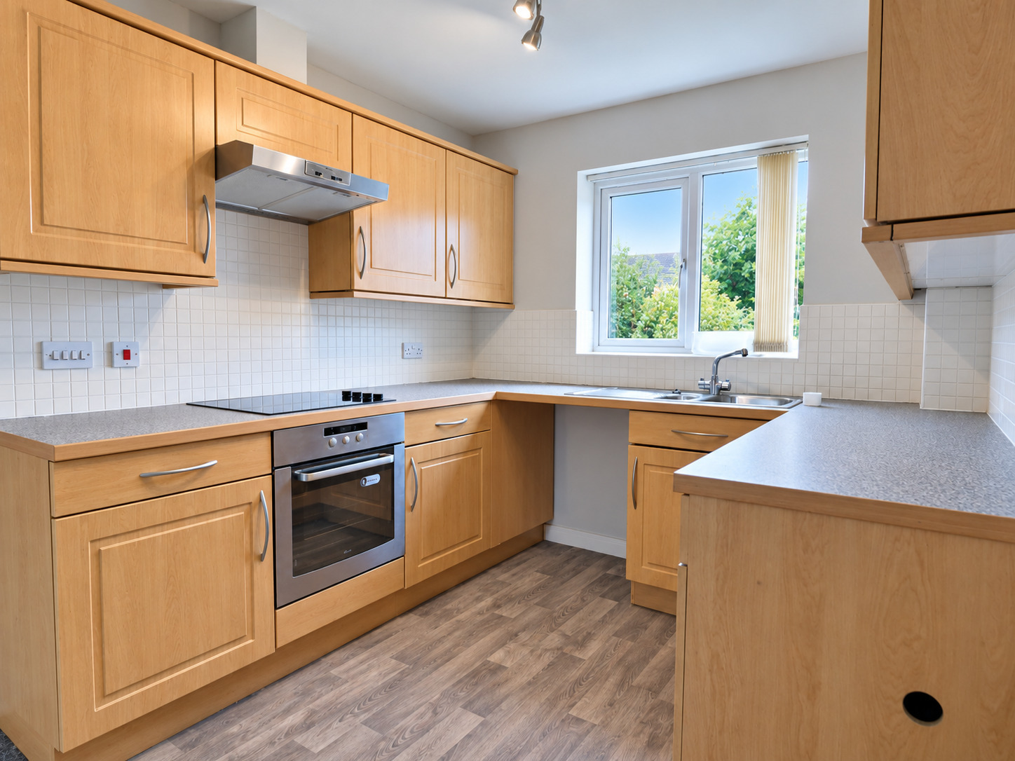 Palmerston Court, Wilnecote, Tamworth Image 2