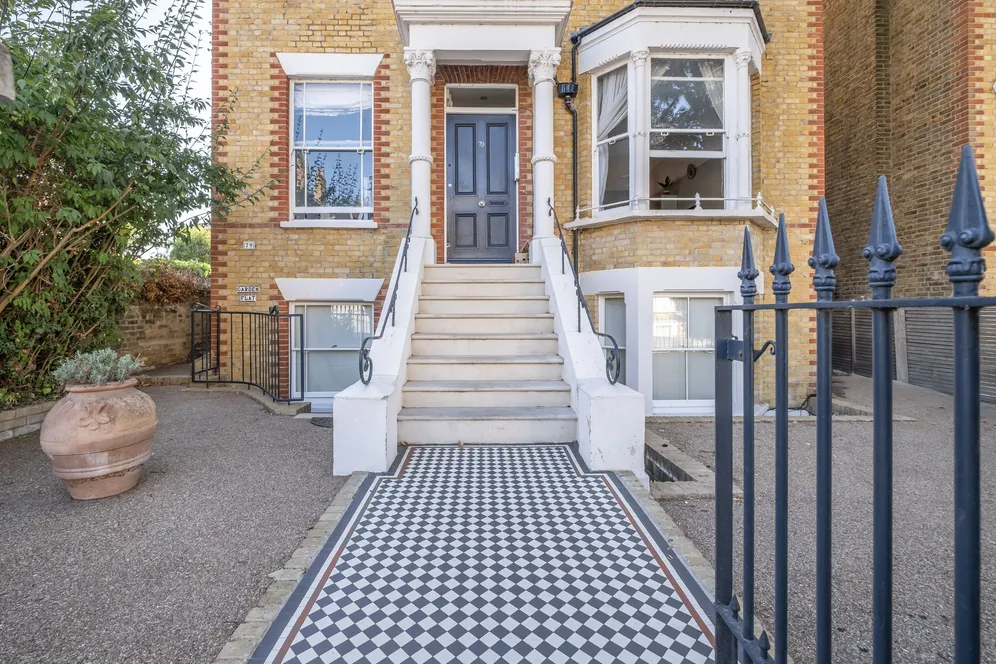 Church Road, Richmond, TW10 photo 14