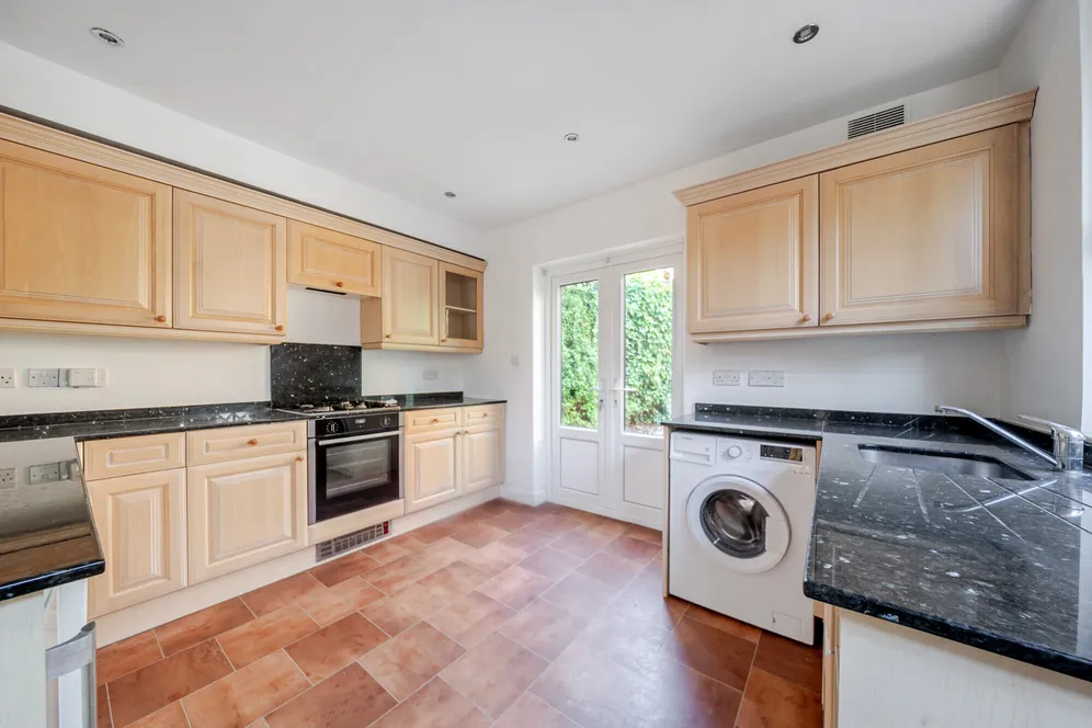 Baring Road, Beaconsfield, HP9 photo 2