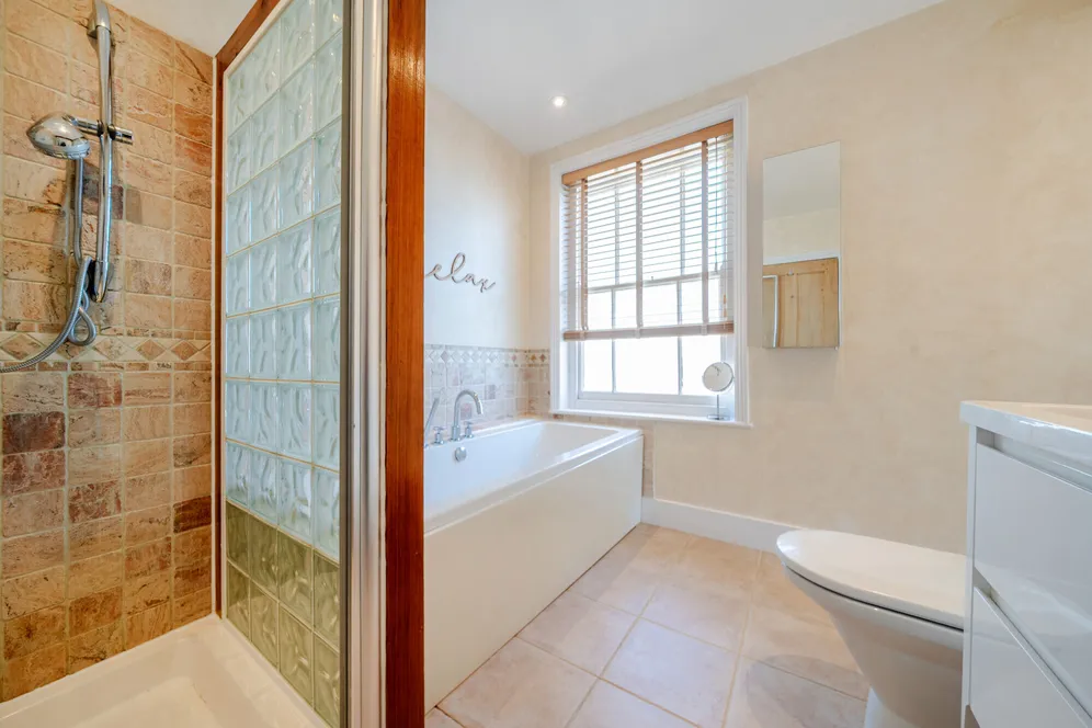 Baring Road, Beaconsfield, HP9 photo 5