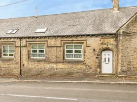 St. Johns Court, Holmfirth photo