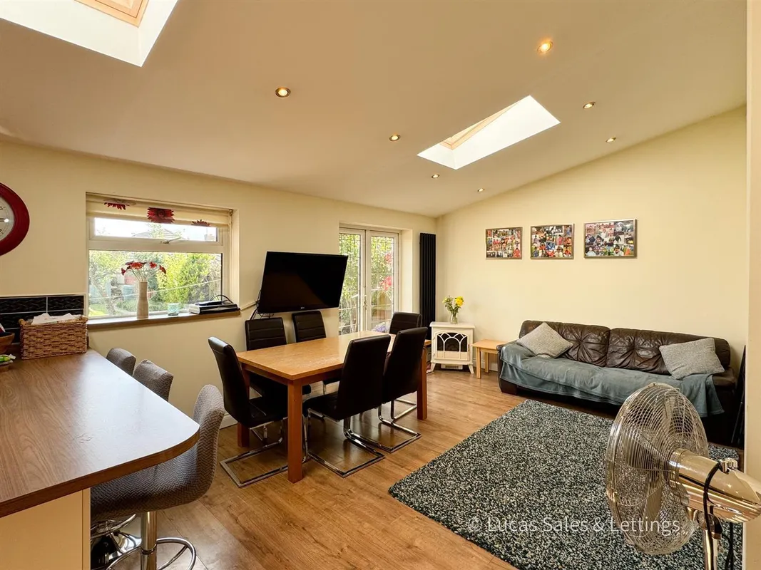 Pipers Hill Road, Kettering
