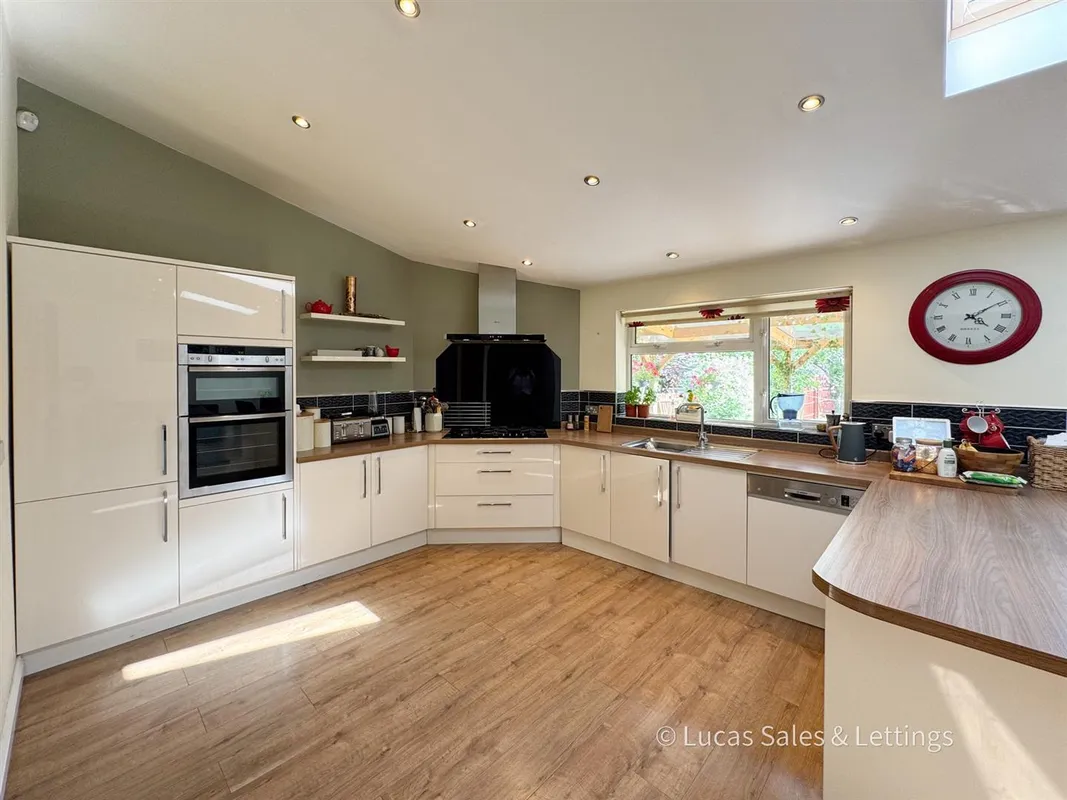 Pipers Hill Road, Kettering