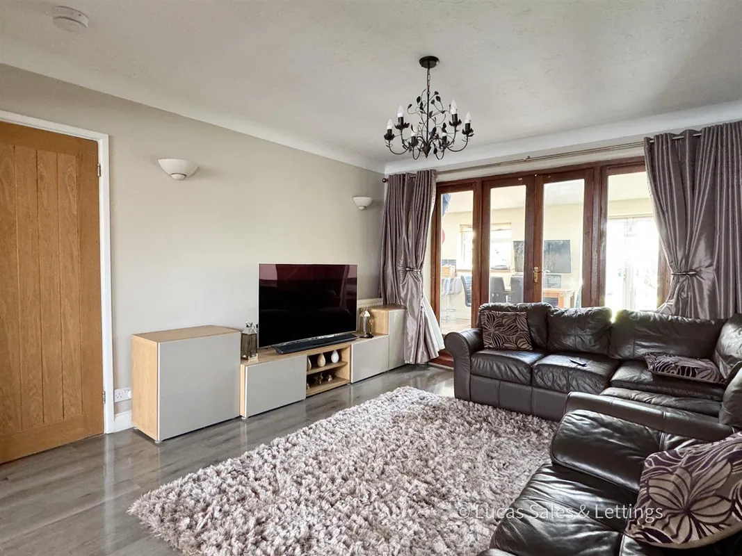 Pipers Hill Road, Kettering