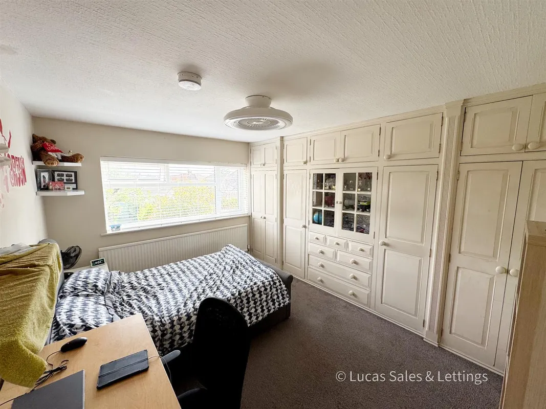 Pipers Hill Road, Kettering