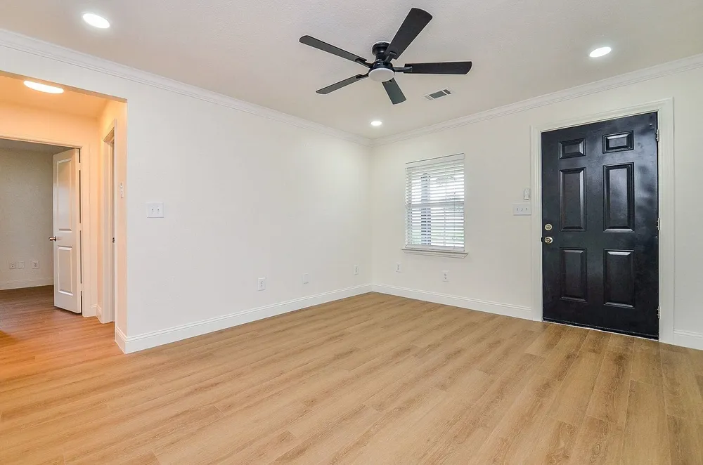 5710 Cherry St, Houston, TX 77026