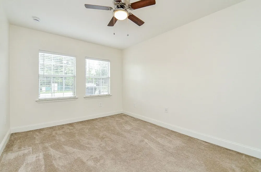5710 Cherry St, Houston, TX 77026