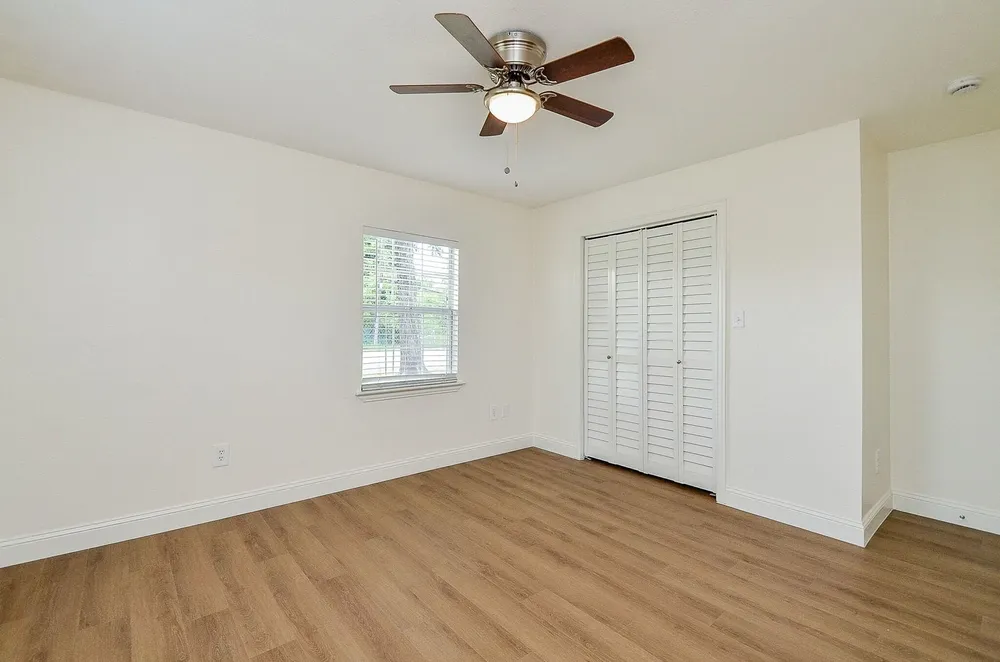 5710 Cherry St, Houston, TX 77026