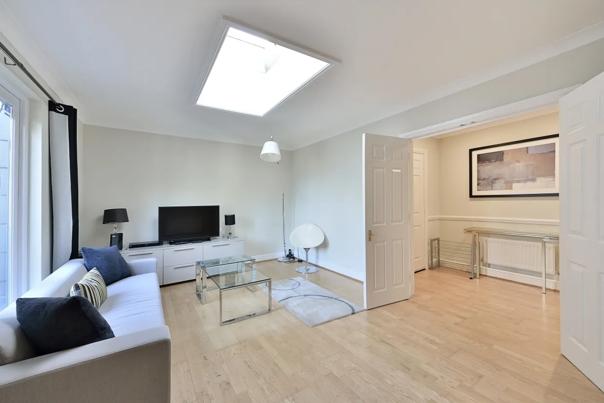 Creechurch Lane EC3, EPC:C photo 1