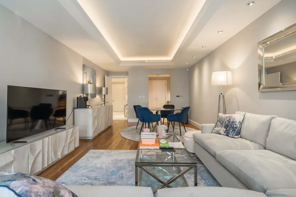Lancelot Place Knightsbridge SW7 photo 2