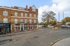 Bridge Road, East Molesey KT8 photo 11
