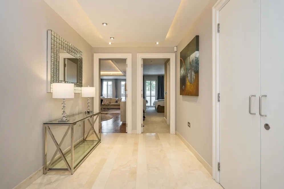 Lancelot Place Knightsbridge SW7 photo 10