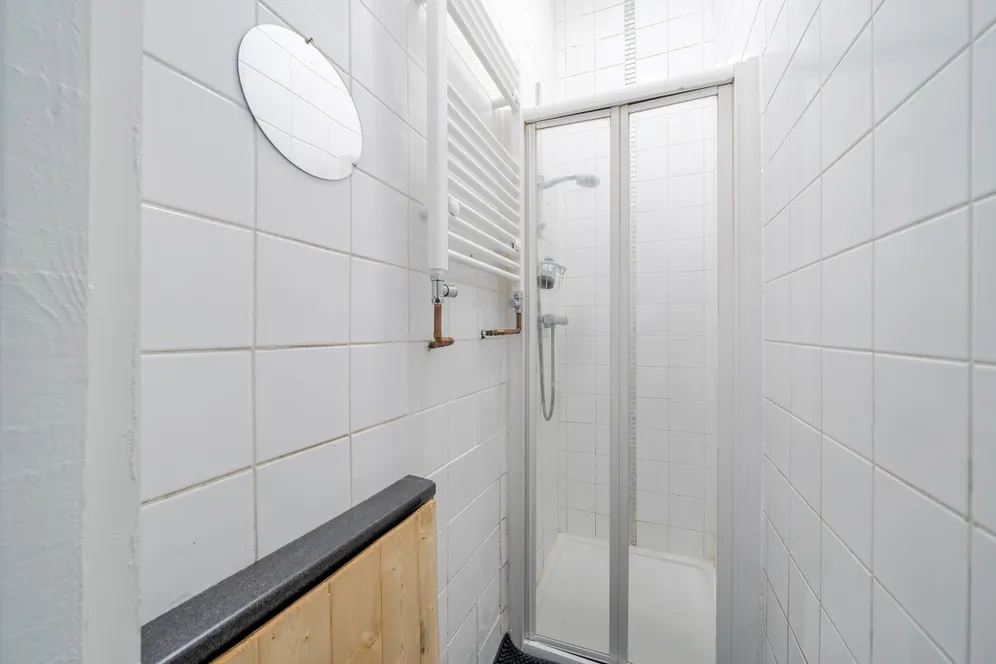 Epsom Road, Epsom KT17 photo 12