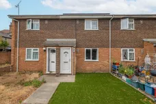 Vine Place, Hounslow, TW3 photo 1