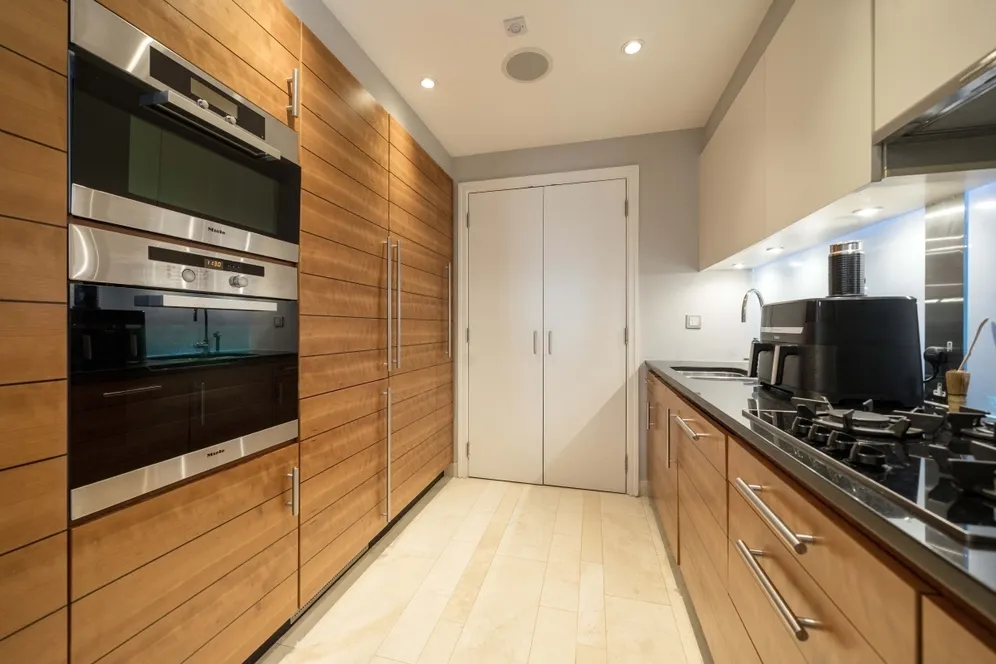 Lancelot Place Knightsbridge SW7 photo 15
