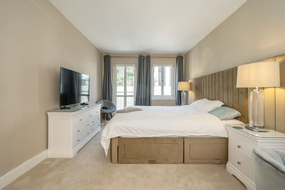 Lancelot Place Knightsbridge SW7 photo 19