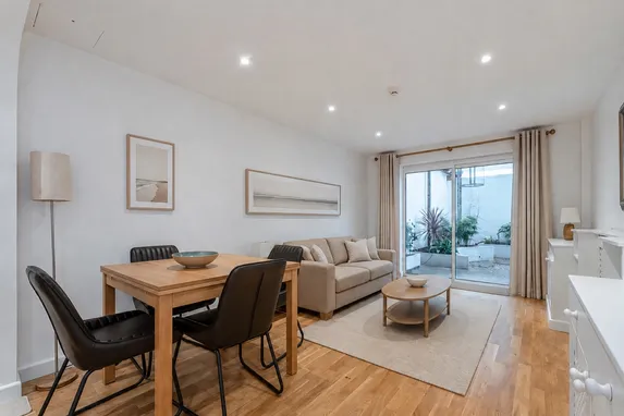St. Georges Square Pimlico SW1V